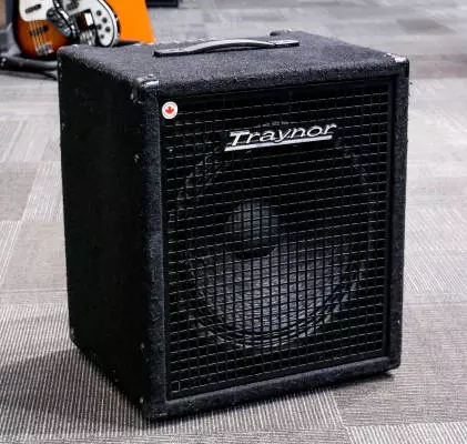 Traynor - Small Block SB115 - 200 Watt 1x15 inch Bass Combo Amp